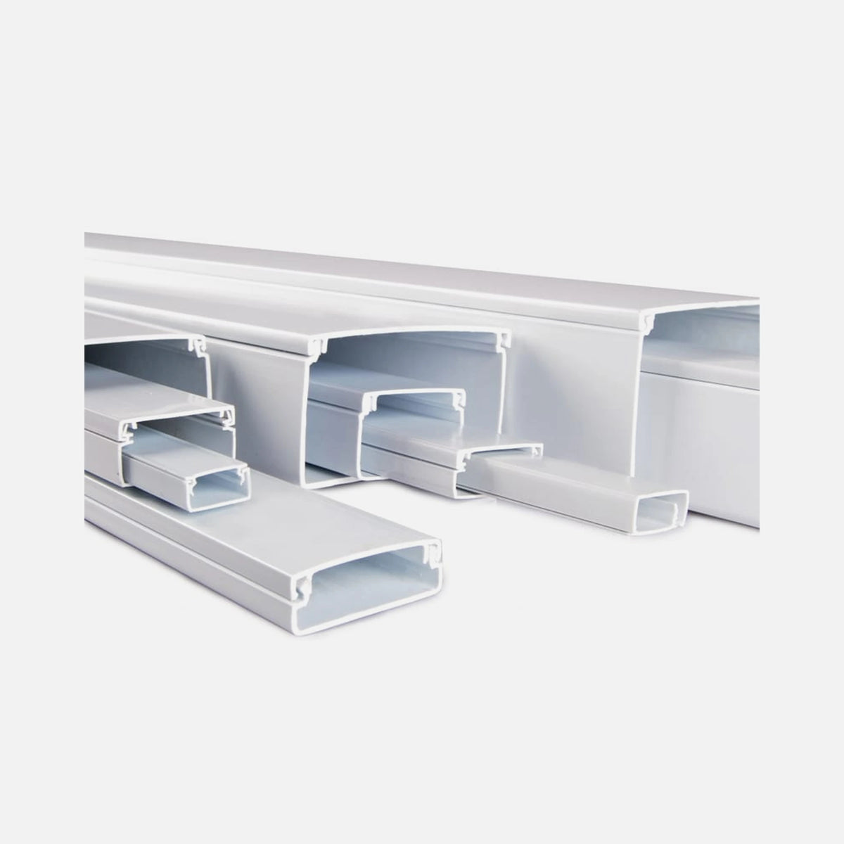 RP Distribution Channel PVC 100x40 White Surface Mount