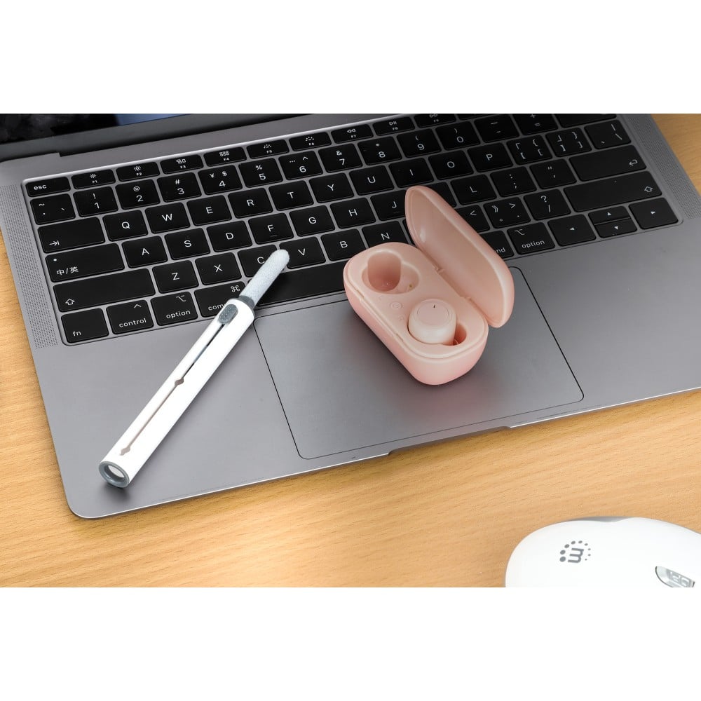 Manhattan ICC SB-CLPEN 3-in-1 Earbud Cleaning Kit – Microfiber, Brush & Metal Tip