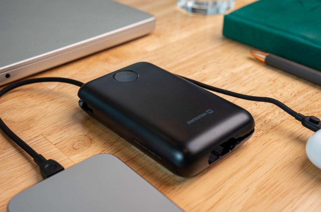 Swissten 22013937 Voltbox 20000 Power Bank – 20,000mAh, 35W PD & Built-in USB-C/Lightning Cables