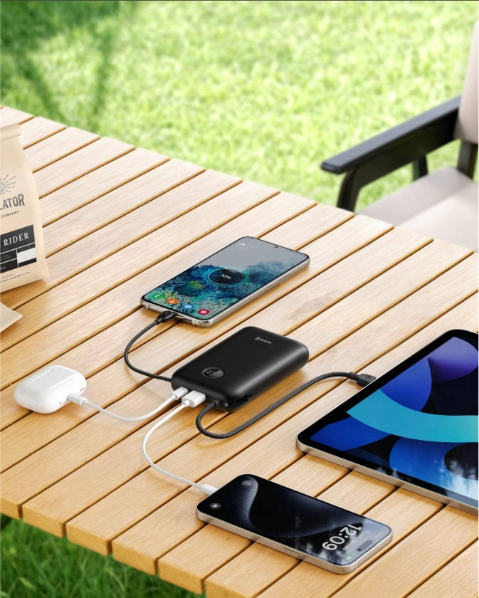 Swissten 22013937 Voltbox 20000 Power Bank – 20,000mAh, 35W PD & Built-in USB-C/Lightning Cables