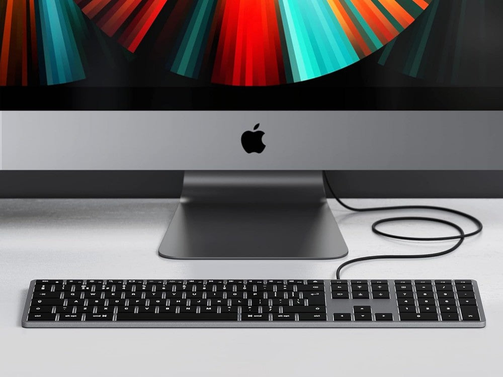 Satechi Slim W3 Wired Aluminum Keyboard – USB-C, Mac Layout, Backlit, Space Gray – view 3